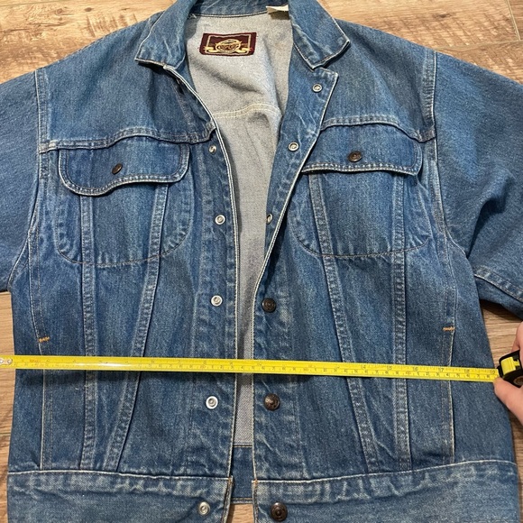 SOLD / Vintage Made in Canada Denim Jacket - Picture 5 of 7